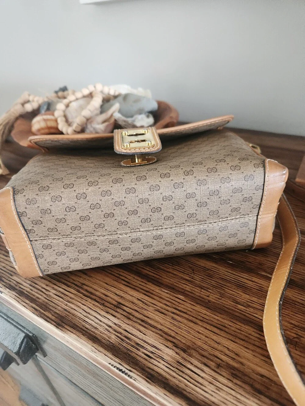 Gucci Beige Tan Monogram Micro GG Vintage Crossbody Bag with Matching Wallet - Picture 11 of 15